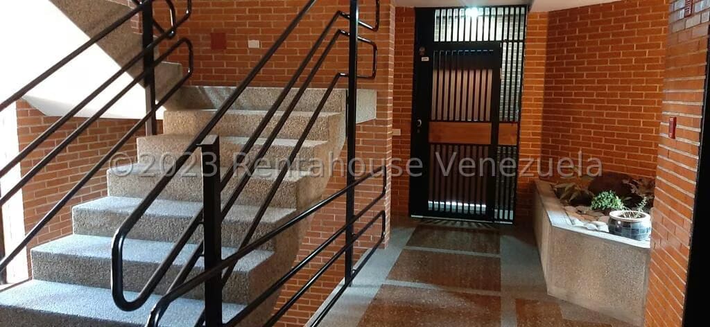 Apartamento (1 Nivel) en Venta en San Bernardino, Distrito Metropolitano - 21