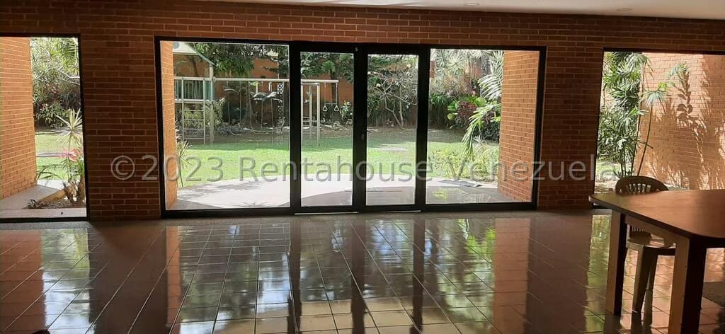 Apartamento (1 Nivel) en Venta en San Bernardino, Distrito Metropolitano - 26