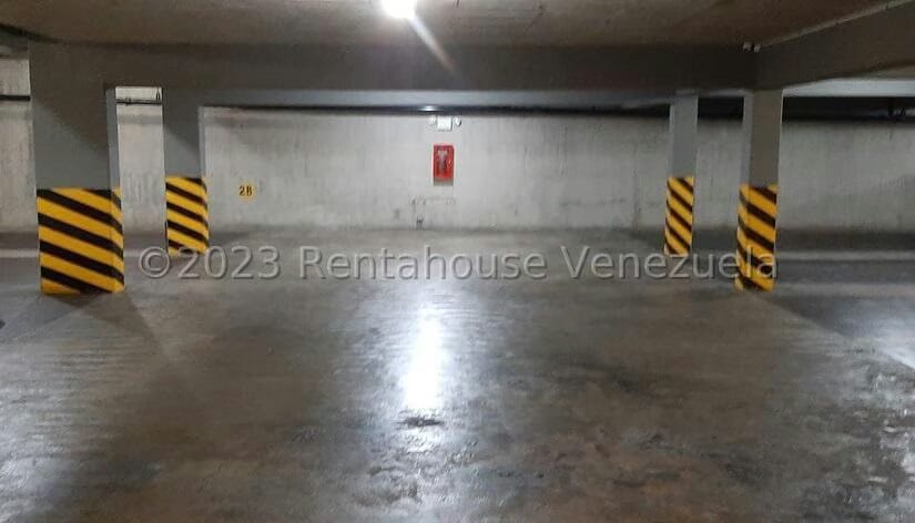 Apartamento (1 Nivel) en Venta en San Bernardino, Distrito Metropolitano - 32