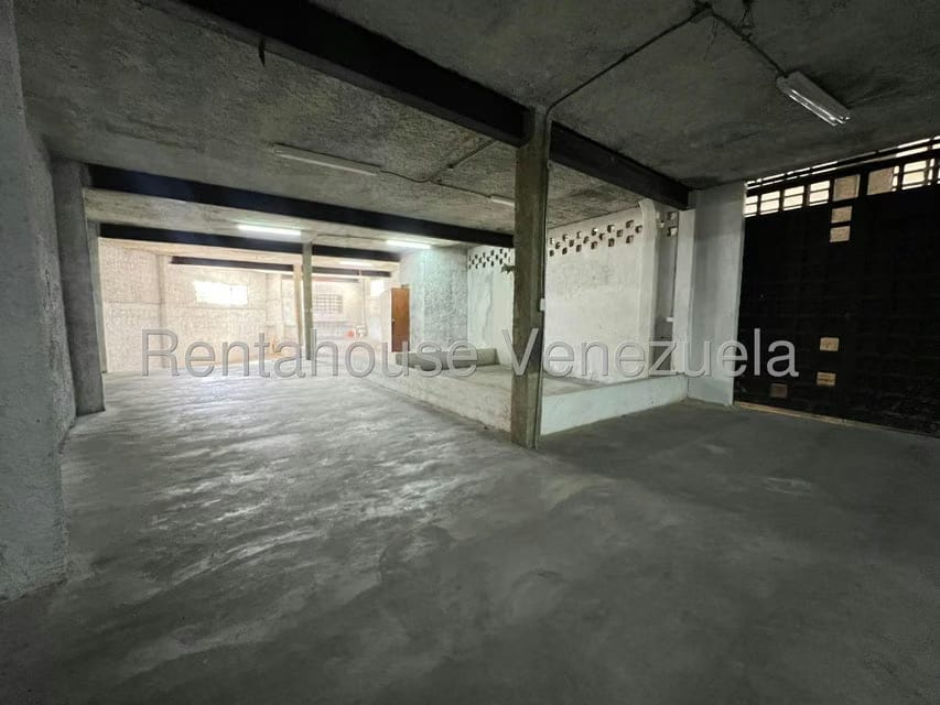 Comercial (Galpon - Deposito) en Alquiler en Altamira, Distrito Metropolitano - 11