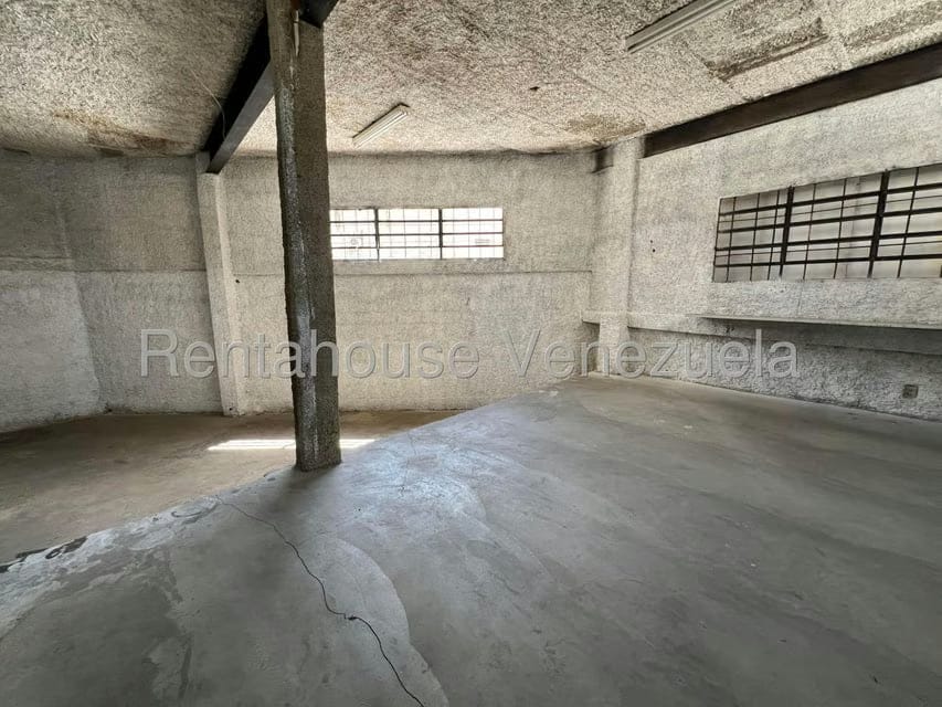 Comercial (Galpon - Deposito) en Alquiler en Altamira, Distrito Metropolitano - 15