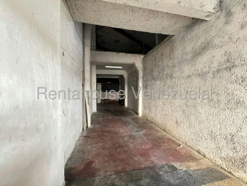 Comercial (Galpon - Deposito) en Alquiler en Altamira, Distrito Metropolitano - 19