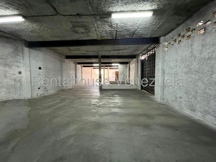 Comercial (Galpon - Deposito) en Alquiler en Altamira, Distrito Metropolitano - 8
