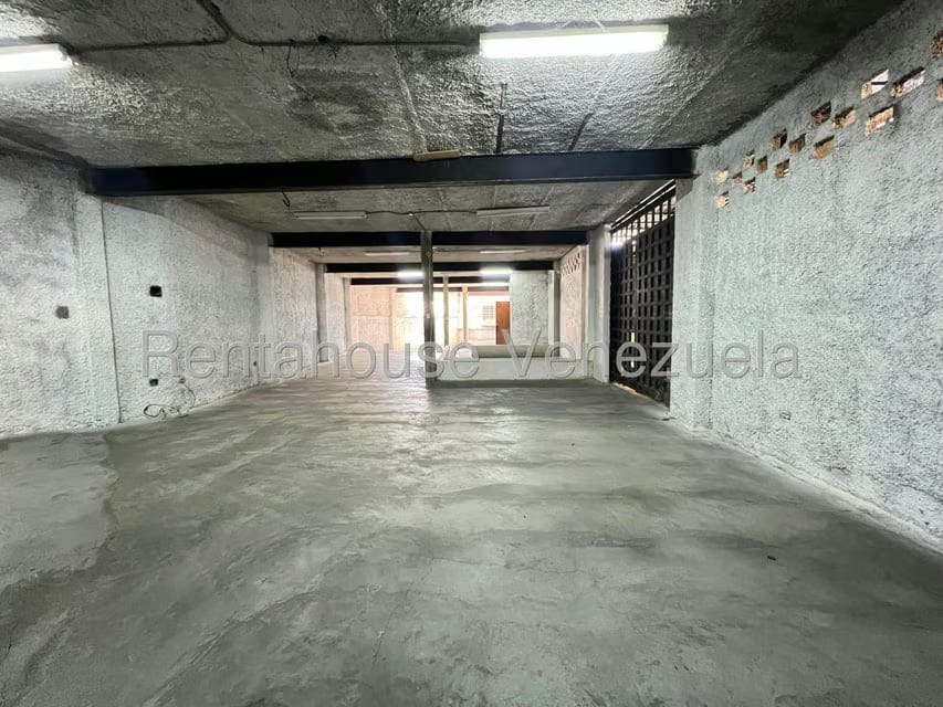 Comercial (Galpon - Deposito) en Alquiler en Altamira, Distrito Metropolitano - 9