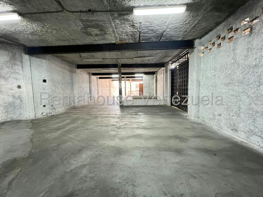 Comercial (Galpon - Deposito) en Alquiler en Altamira, Distrito Metropolitano - 10