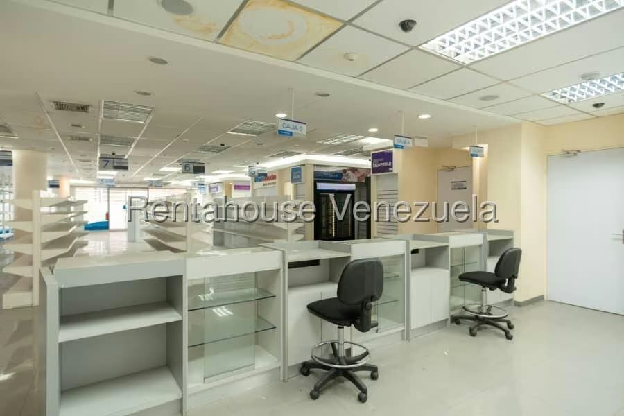 Comercial (Local Comercial) en Alquiler en Boleita Norte, Distrito Metropolitano - 10