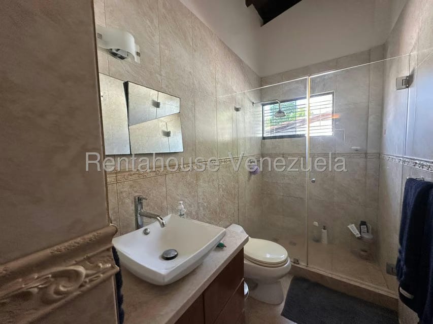 Casa (Duplex) en Venta en Los Naranjos del Cafetal, Distrito Metropolitano - 21