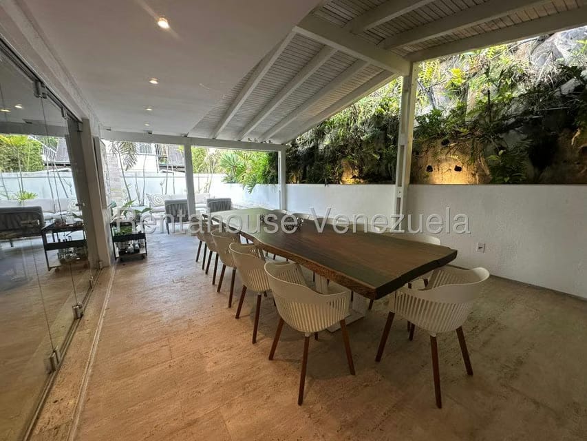 Casa (Duplex) en Venta en Los Naranjos del Cafetal, Distrito Metropolitano - 36
