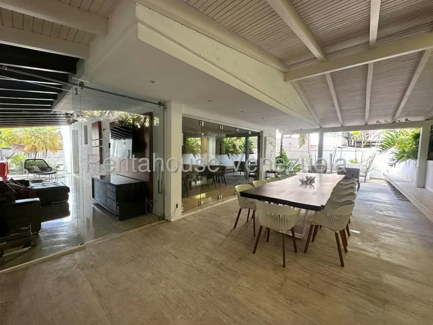Casa (Duplex) en Venta en Los Naranjos del Cafetal, Distrito Metropolitano - 37