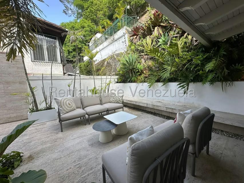 Casa (Duplex) en Venta en Los Naranjos del Cafetal, Distrito Metropolitano - 39