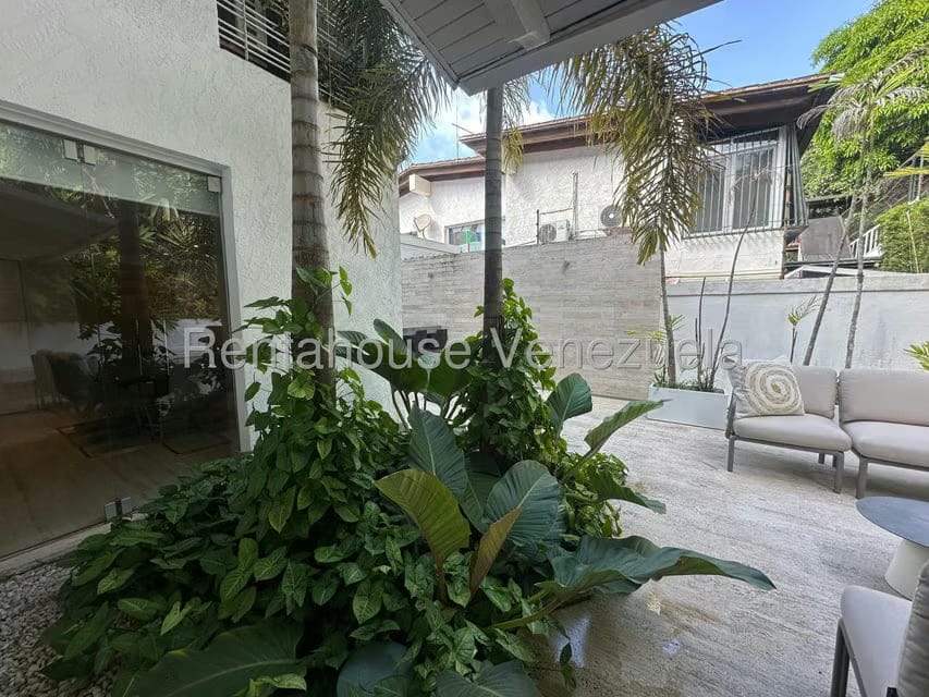 Casa (Duplex) en Venta en Los Naranjos del Cafetal, Distrito Metropolitano - 41