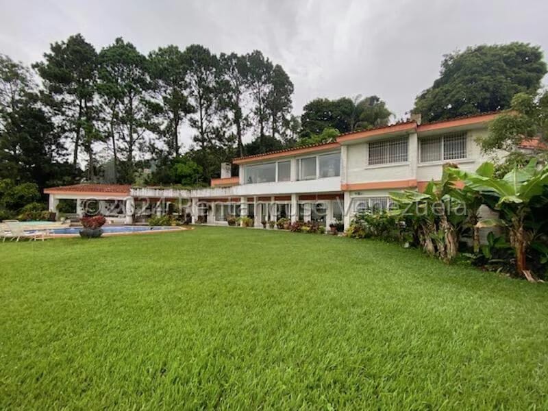Casa (Multipes Niveles) en Venta en La Lagunita Country Club, Distrito Metropolitano - 2