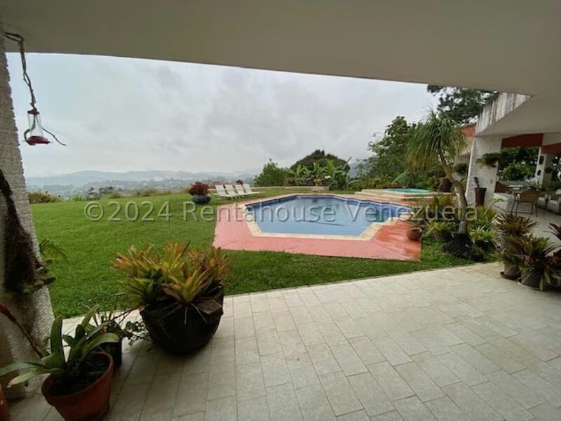 Casa (Multipes Niveles) en Venta en La Lagunita Country Club, Distrito Metropolitano - 27