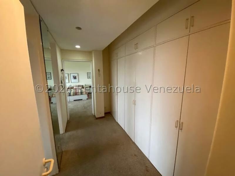 Casa (Multipes Niveles) en Venta en La Lagunita Country Club, Distrito Metropolitano - 35