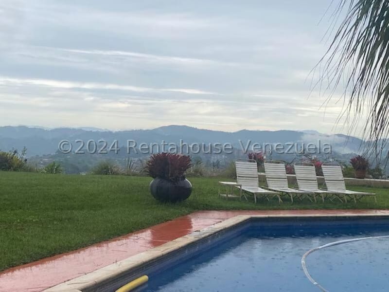 Casa (Multipes Niveles) en Venta en La Lagunita Country Club, Distrito Metropolitano - 89