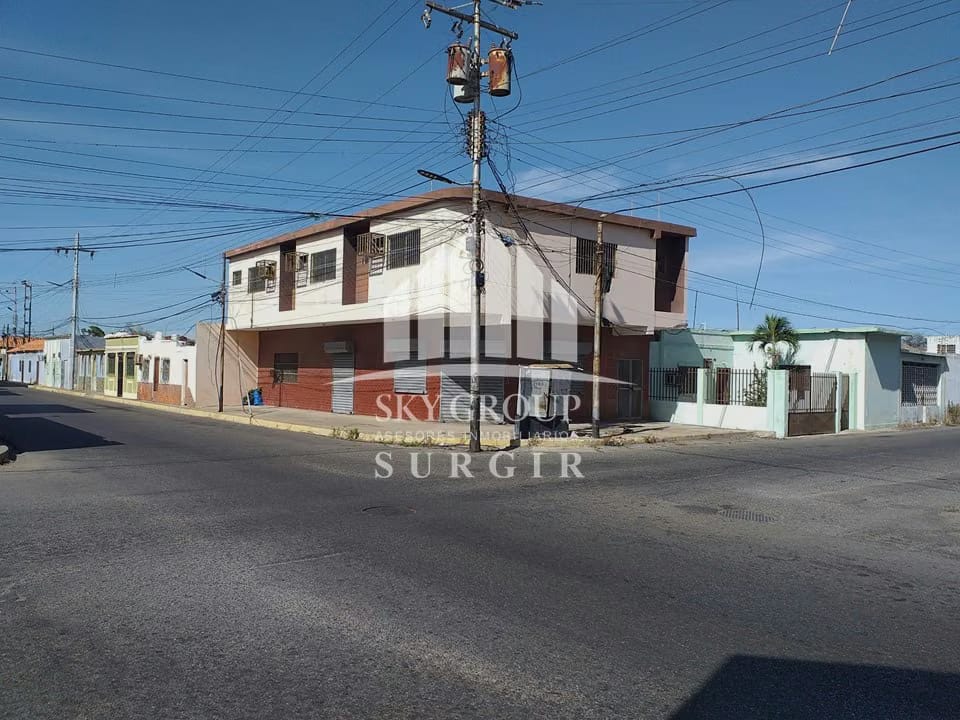 Edificio en el Centro de Punto Fijo SGE-038