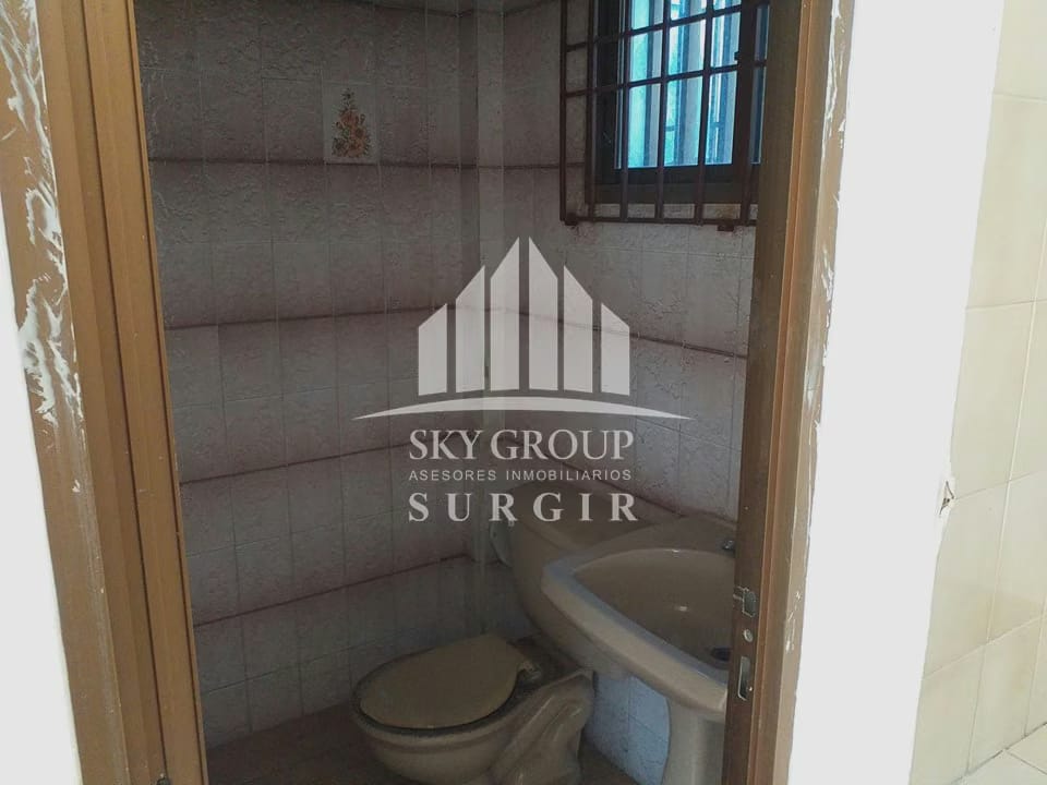 Edificio en el Centro de Punto Fijo SGE-038 - 4