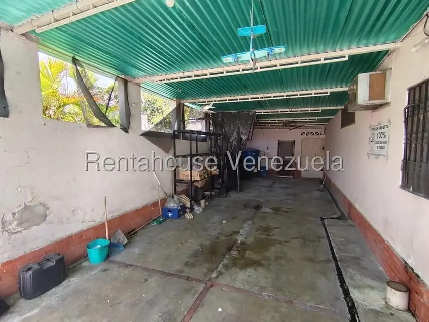 Casa (1 Nivel) en Venta en Centro, Lara - 14