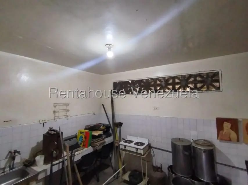 Casa (1 Nivel) en Venta en Centro, Lara - 17