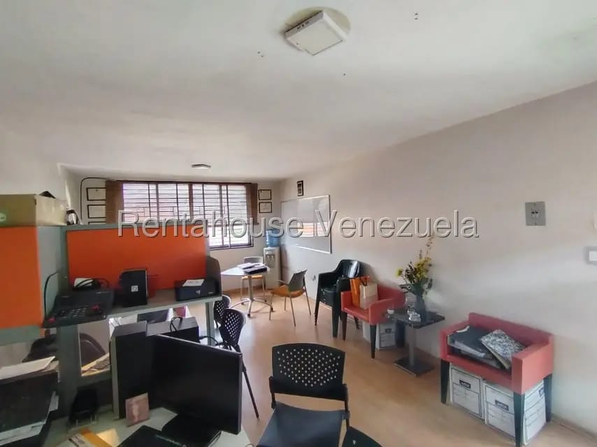 Casa (1 Nivel) en Venta en Centro, Lara - 28