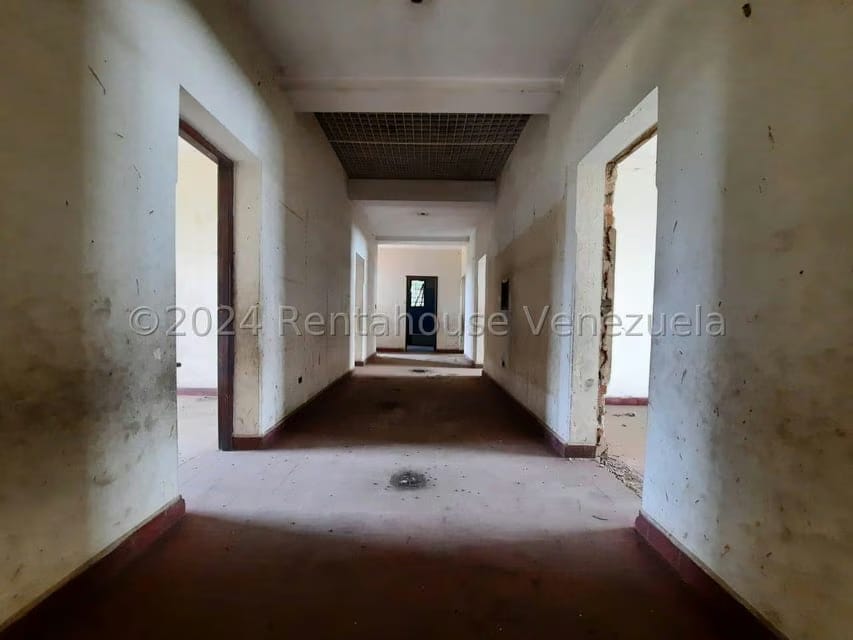 Casa (1 Nivel) en Venta en Avenida Bella Vista, Zulia - 8