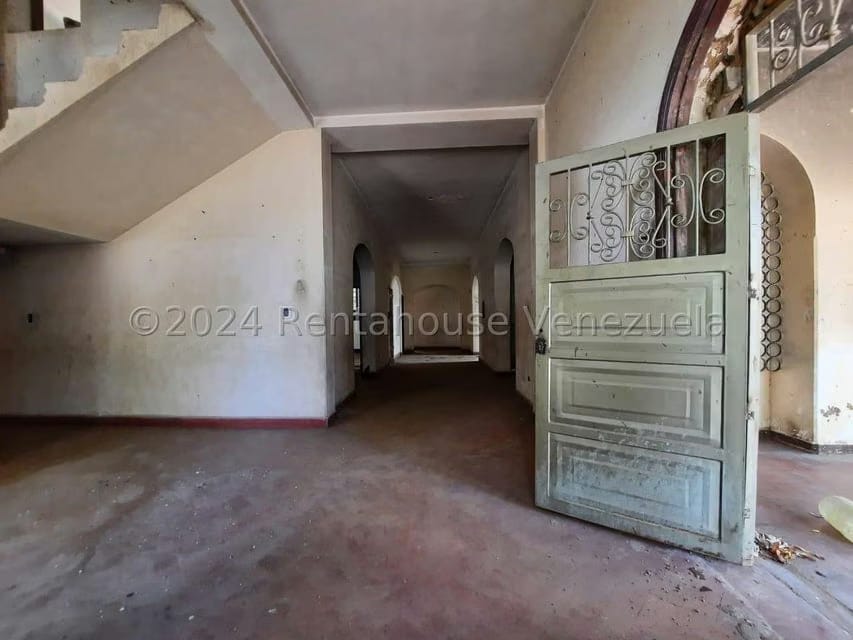 Casa (1 Nivel) en Venta en Avenida Bella Vista, Zulia - 10