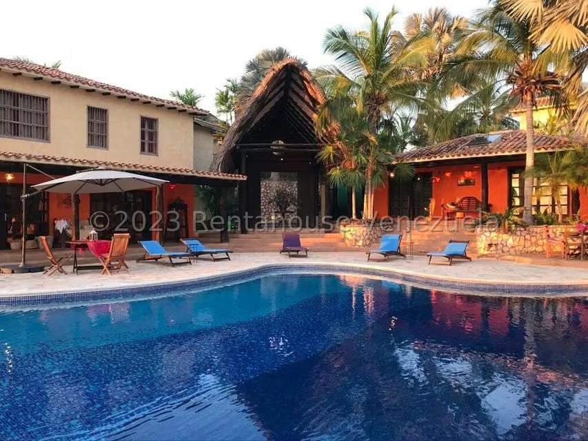 Casa (Multipes Niveles) en Venta en Sector Punta Colorada, Sucre - 3