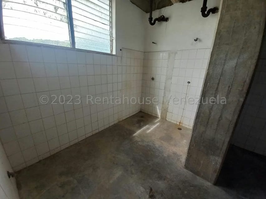 Comercial (Galpon - Deposito) en Alquiler en El Llanito, Distrito Metropolitano - 23