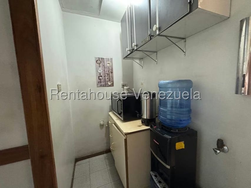 Comercial (Oficina) en Alquiler en La California Sur, Distrito Metropolitano - 16