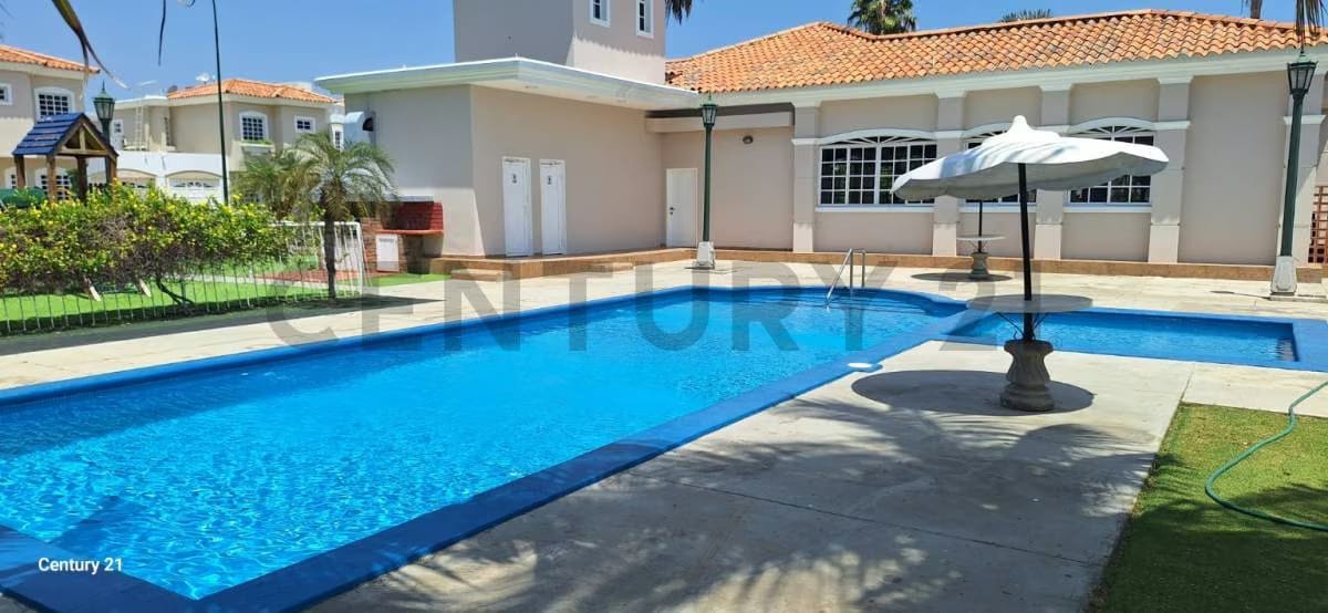 En venta Casa en Conjunto Residencial Palma Dorada, Av Fuerzas Armadas,Maracaibo - 26