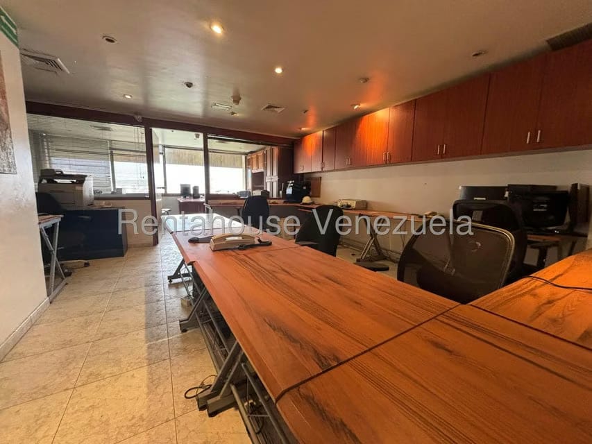 Comercial (Oficina) en Alquiler en Colinas de La California, Distrito Metropolitano - 7