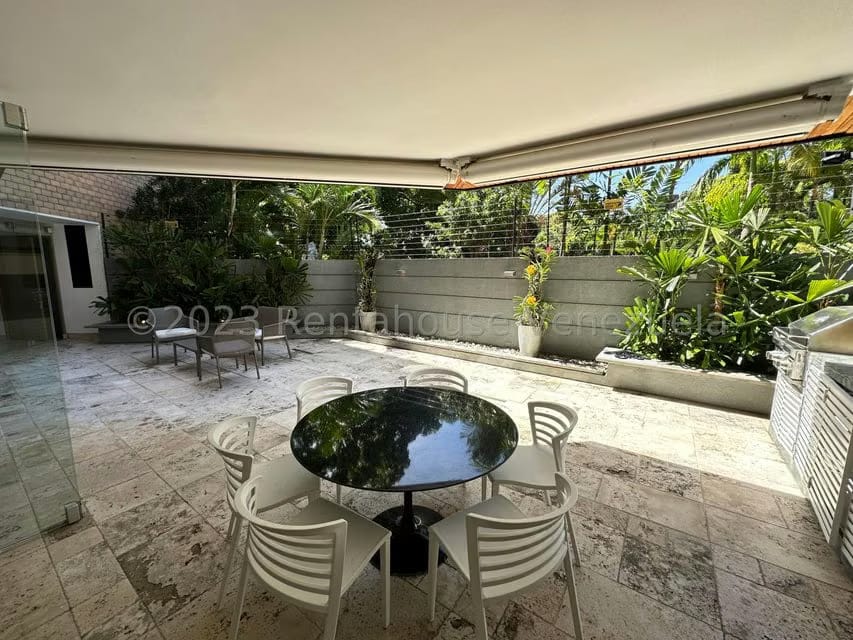 Apartamento (1 Nivel) en Venta en La Castellana, Distrito Metropolitano - 12