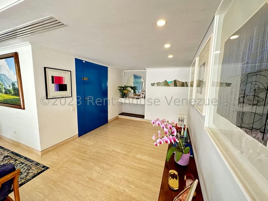 Apartamento (1 Nivel) en Venta en La Castellana, Distrito Metropolitano - 3
