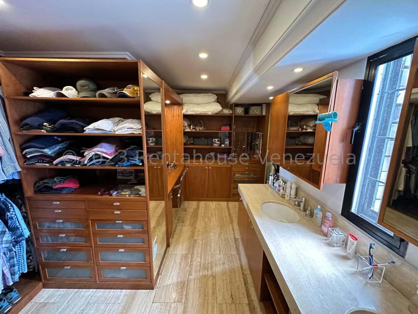 Apartamento (1 Nivel) en Venta en La Castellana, Distrito Metropolitano - 46