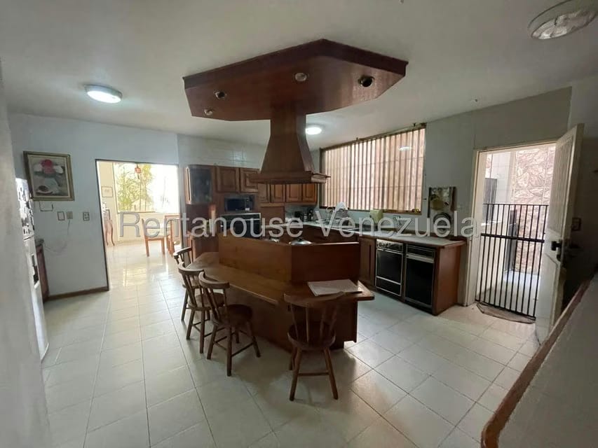 Casa (Multipes Niveles) en Venta en Colinas de Santa Monica, Distrito Metropolitano - 26