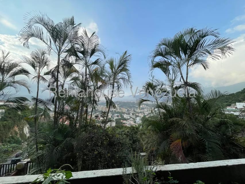 Casa (Multipes Niveles) en Venta en Colinas de Santa Monica, Distrito Metropolitano - 63