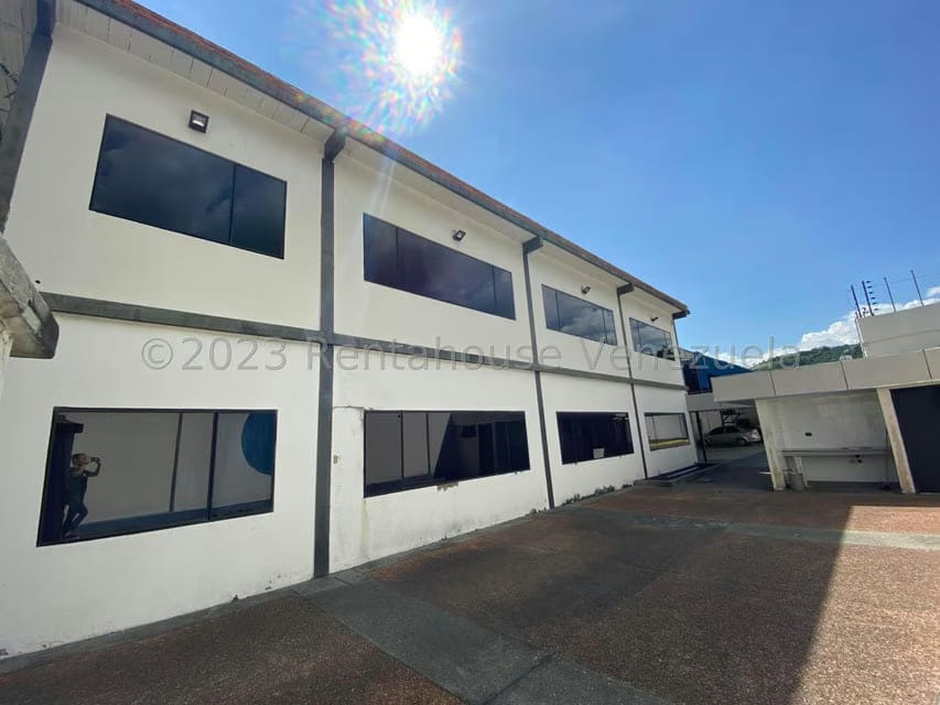 Comercial (Galpon - Deposito) en Venta en San Joaquin de Turmero, Aragua - 3