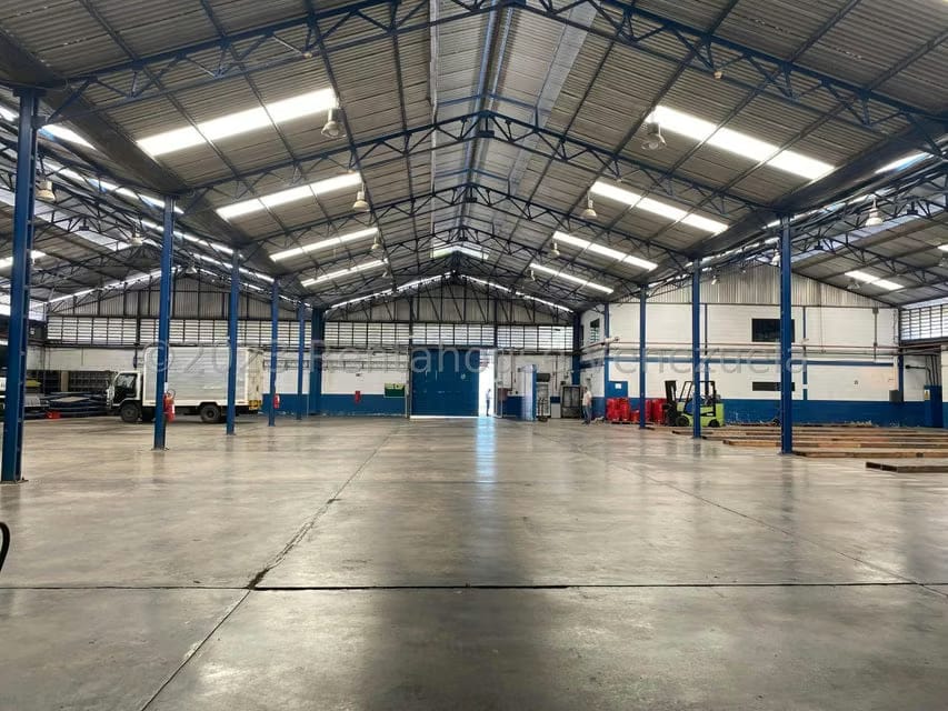 Comercial (Galpon - Deposito) en Venta en San Joaquin de Turmero, Aragua - 4
