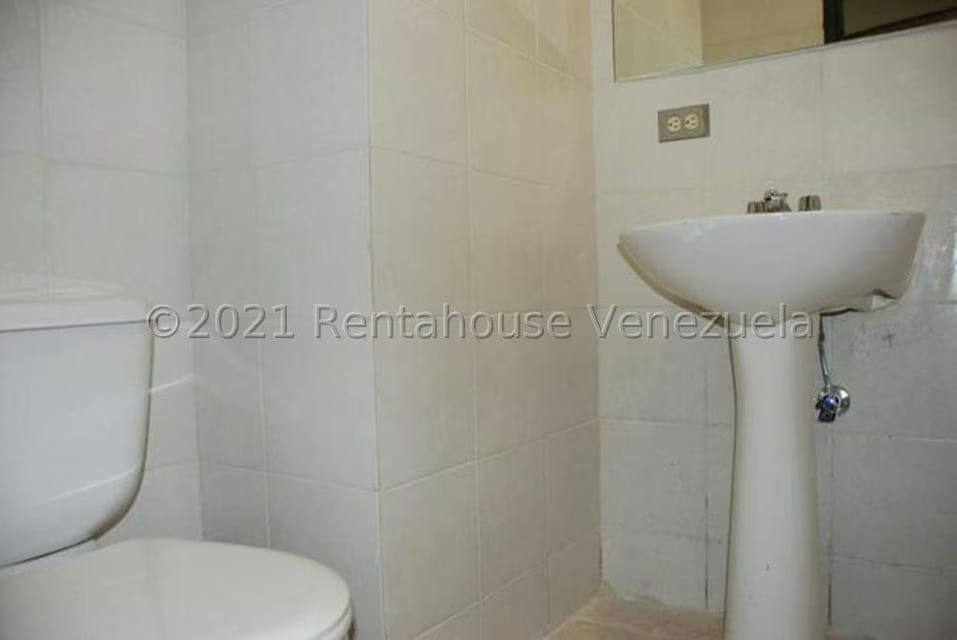 Comercial (Local Comercial) en Venta en Manzanares, Distrito Metropolitano - 12