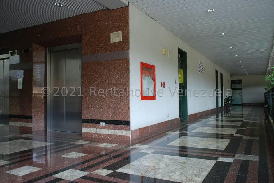 Comercial (Local Comercial) en Venta en Manzanares, Distrito Metropolitano - 3