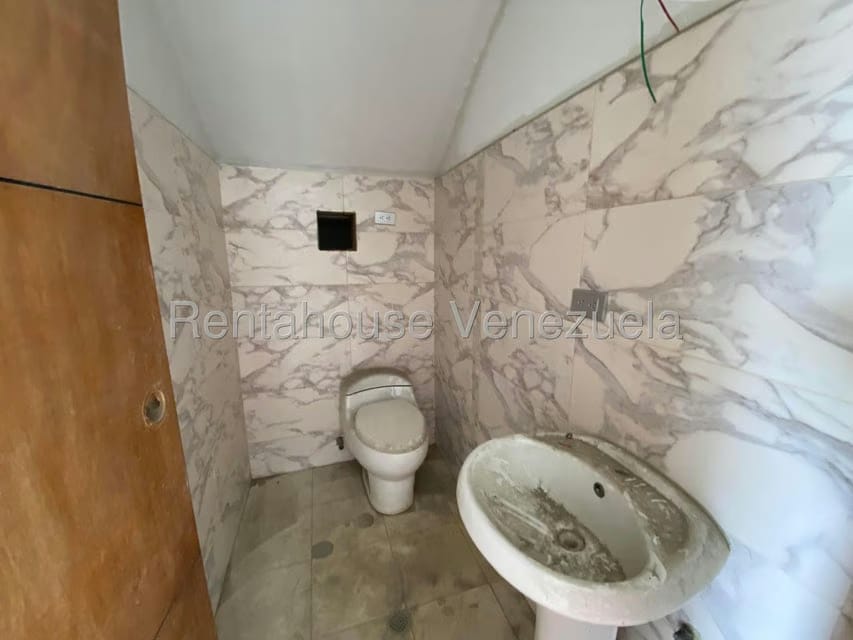 Casa (Duplex) en Venta en Araurena Country Club, Portuguesa - 12