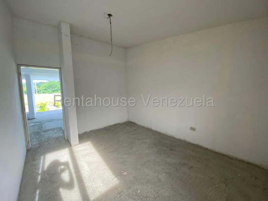Casa (Duplex) en Venta en Araurena Country Club, Portuguesa - 25