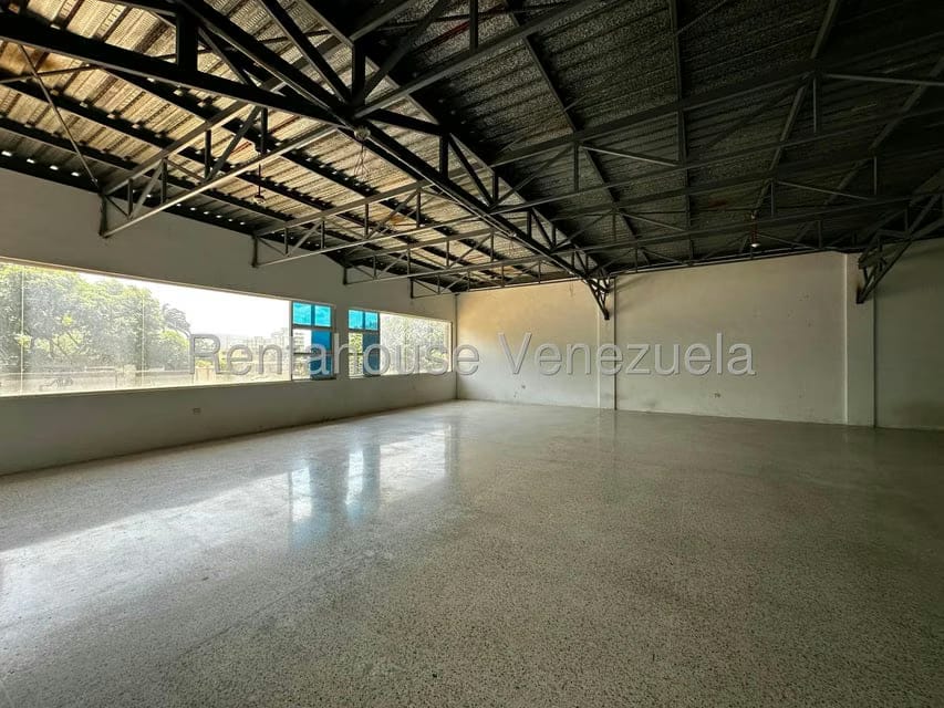 Comercial (Local Comercial) en Alquiler en Parroquia Concepcion, Lara - 18