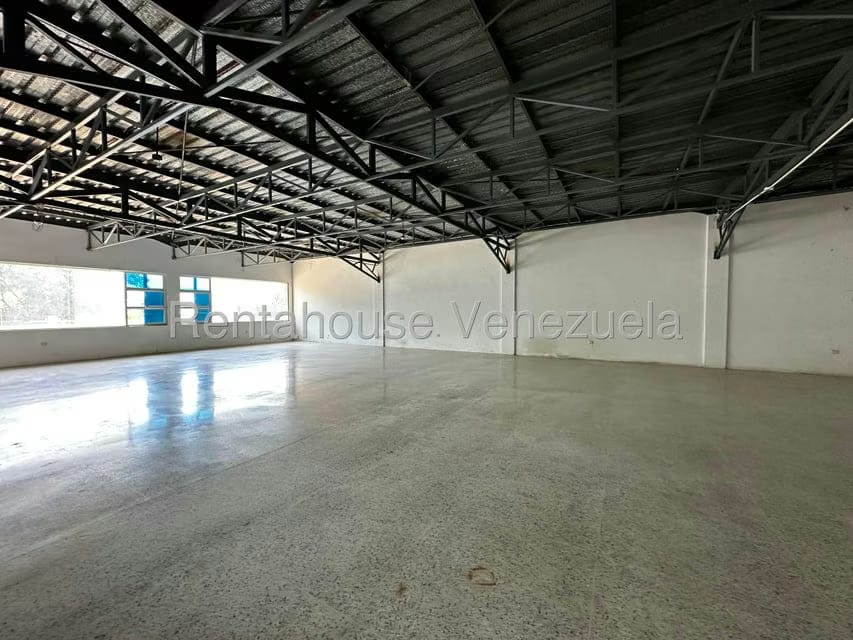 Comercial (Local Comercial) en Alquiler en Parroquia Concepcion, Lara - 31