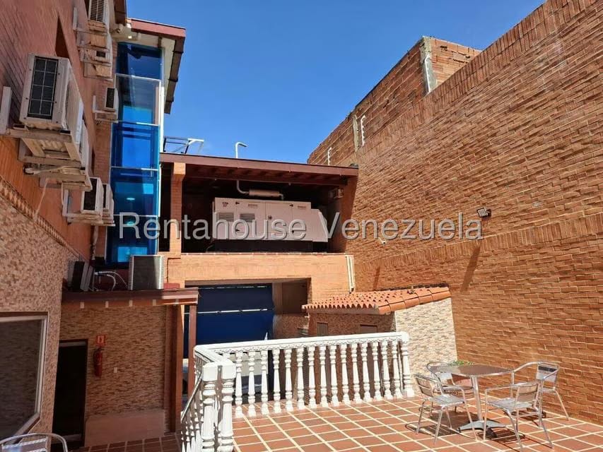 Comercial (Local Comercial) en Venta en Tucacas, Falcon - 40