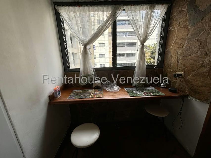 Apartamento (1 Nivel) en Alquiler en Montecristo, Distrito Metropolitano - 12