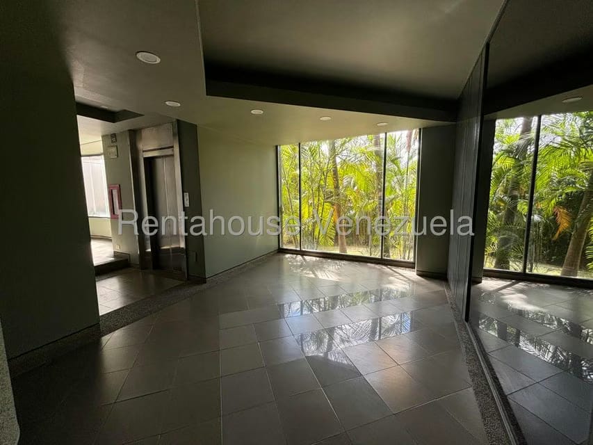 Apartamento (1 Nivel) en Alquiler en Montecristo, Distrito Metropolitano - 14