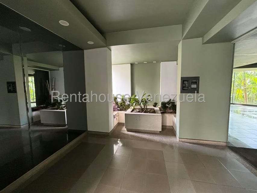 Apartamento (1 Nivel) en Alquiler en Montecristo, Distrito Metropolitano - 15