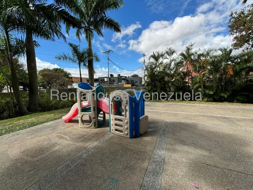 Apartamento (1 Nivel) en Alquiler en Montecristo, Distrito Metropolitano - 17