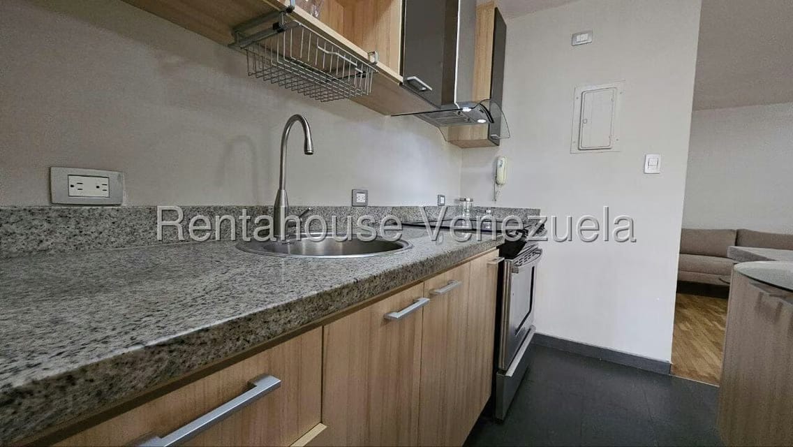 Apartamento (1 Nivel) en Alquiler en Campo Alegre, Distrito Metropolitano - 19